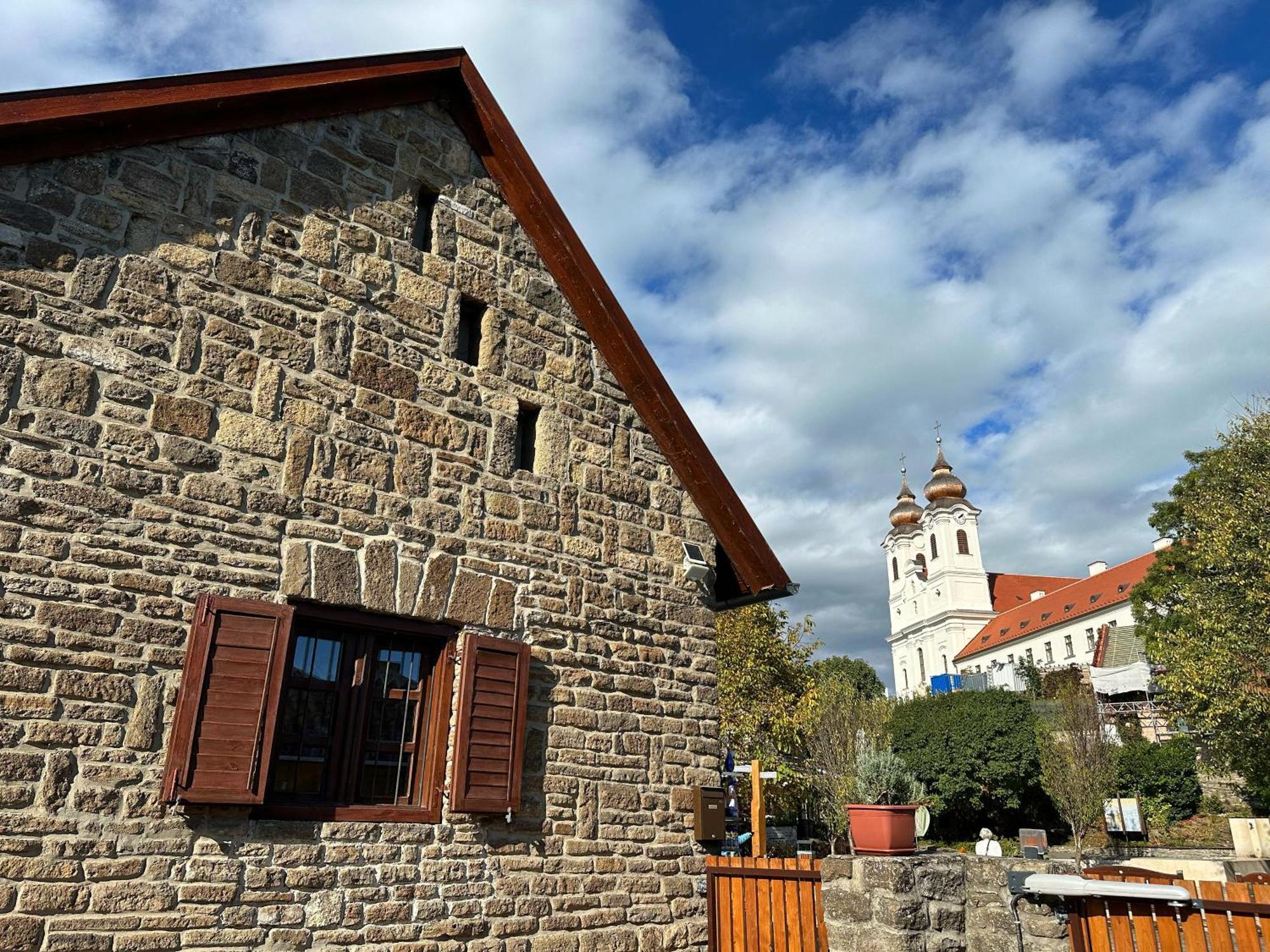 Piros Vendégház Tihany Exterior foto